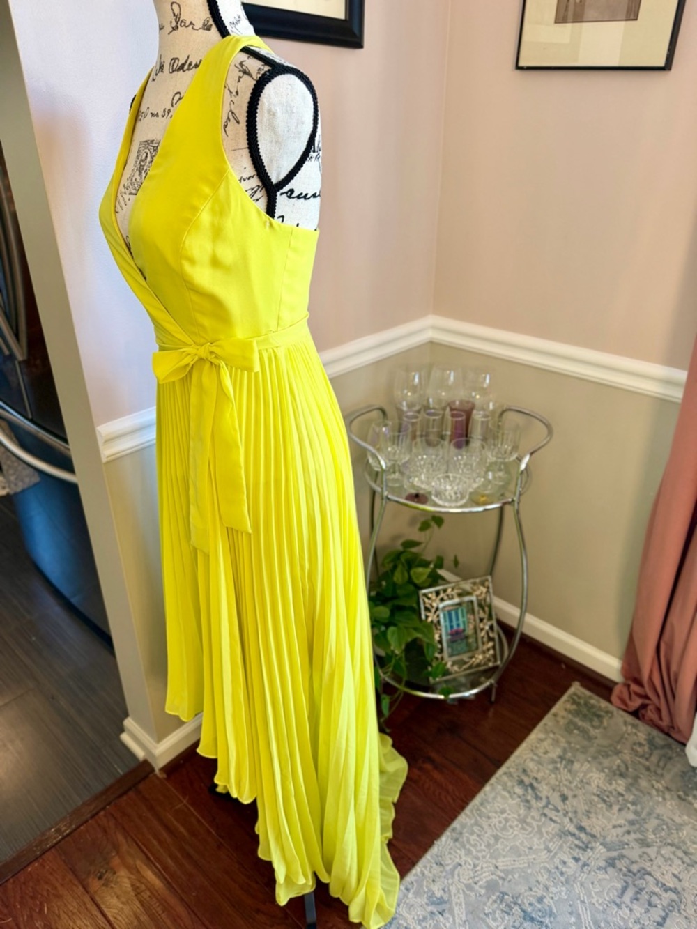 BCBG Paris Alyssa Dress Sz 2 Lime Yellow Pleated Hi Low Formal Party - Picture 3 of 9